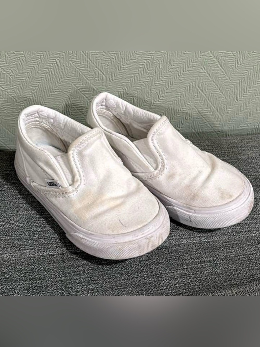 Vans Toddler Classic Slip-On Sneakers in White